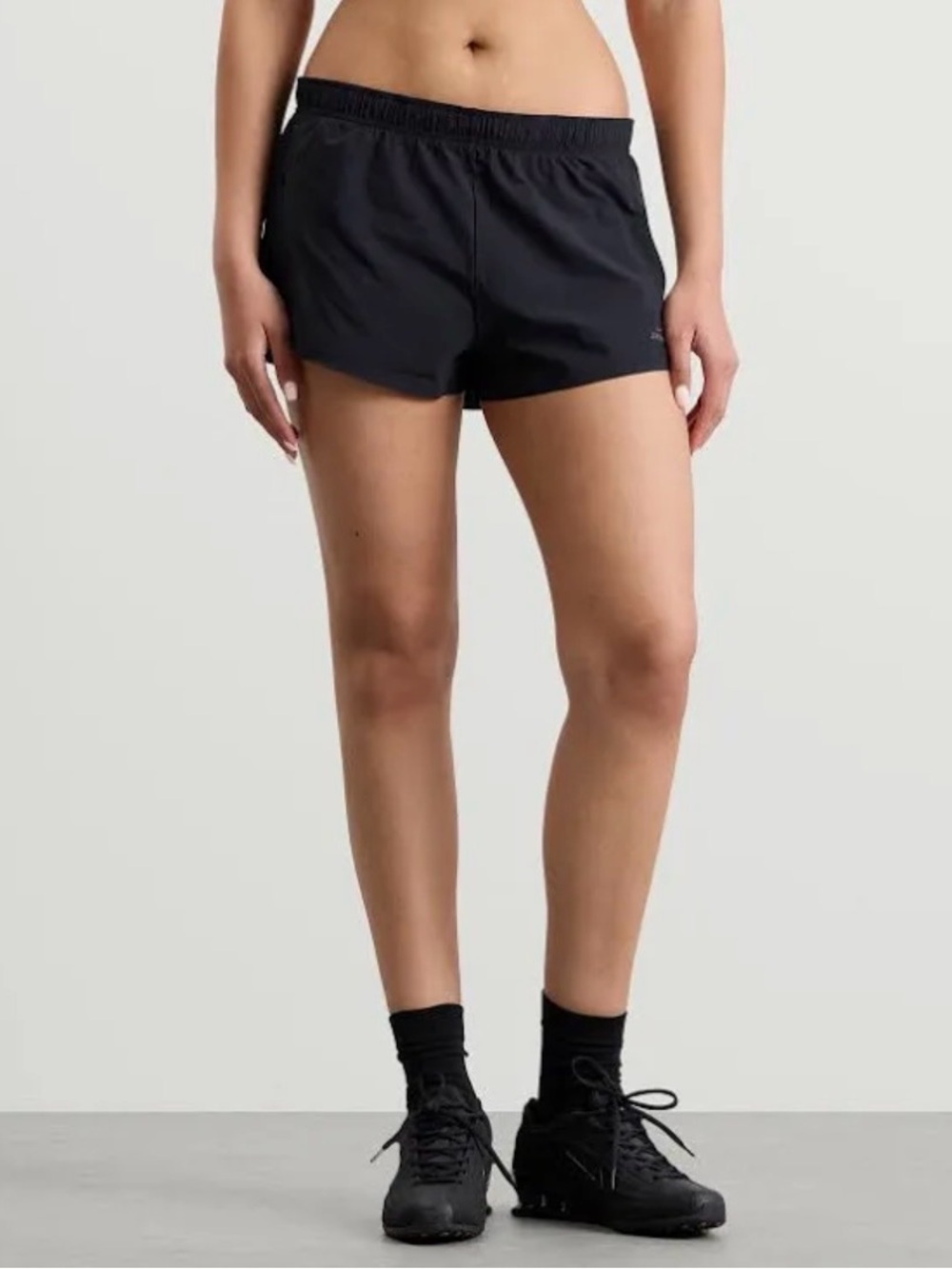NWT Nike X SKIMS Woven Nylon Runner Short 2.5 inch Obsidian XL